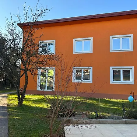 Self Check-in Free Parking Daire Graz